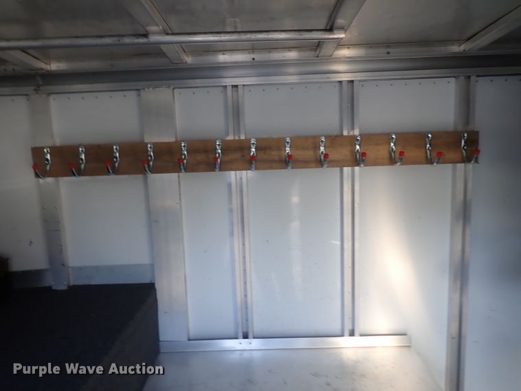 image for item DC3294 1999 Exiss Maximum SX horse trailer