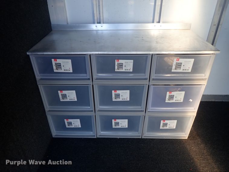 image for item DC3294 1999 Exiss Maximum SX horse trailer