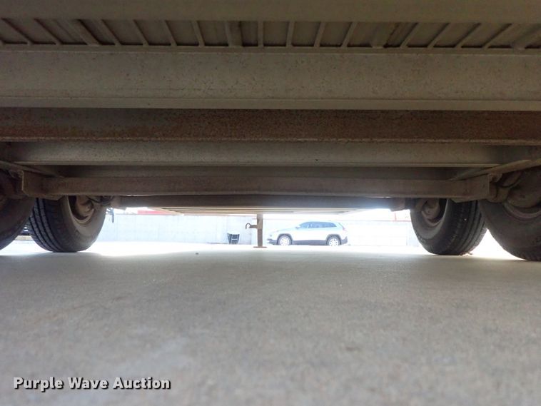 image for item DC3294 1999 Exiss Maximum SX horse trailer