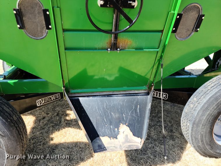 image for item DE2440 Frontier GW1103 gravity wagon