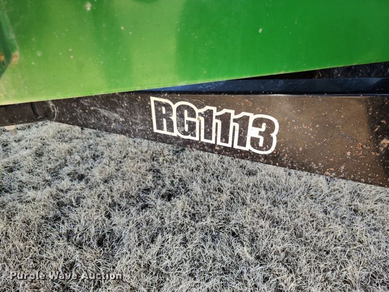 image for item DE2440 Frontier GW1103 gravity wagon