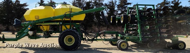 image for item DE2441 2002 John Deere 1860 air seeder