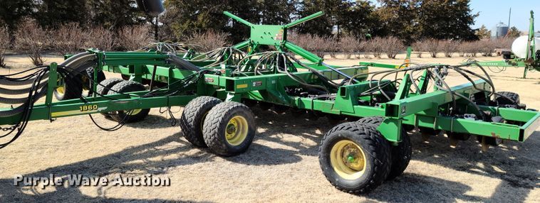image for item DE2441 2002 John Deere 1860 air seeder