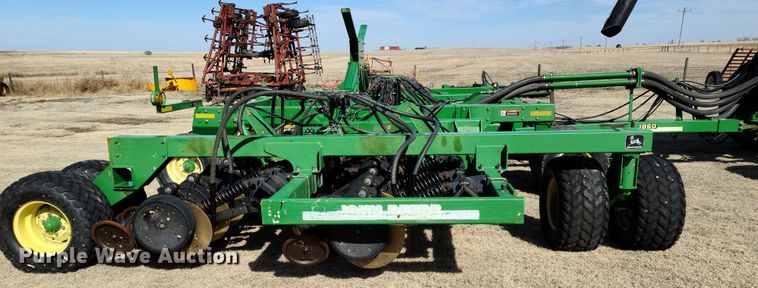 image for item DE2441 2002 John Deere 1860 air seeder