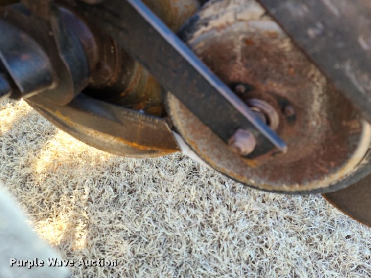 image for item DE2441 2002 John Deere 1860 air seeder