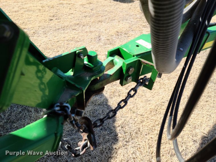 image for item DE2441 2002 John Deere 1860 air seeder