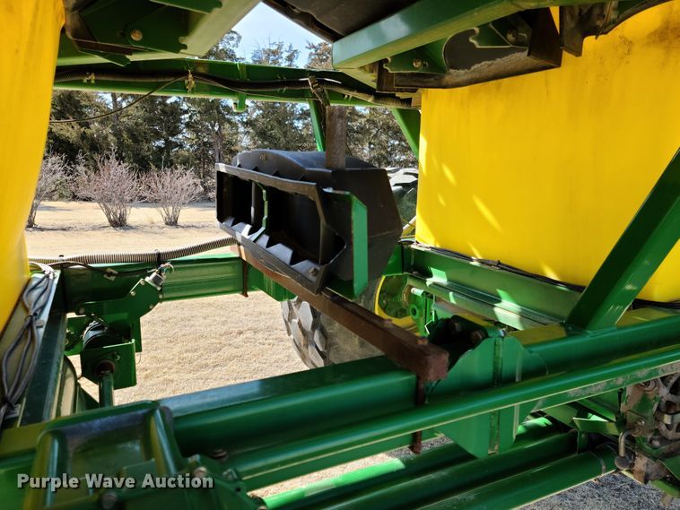 image for item DE2441 2002 John Deere 1860 air seeder