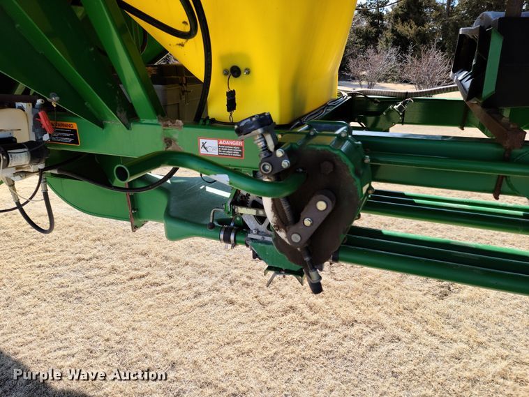 image for item DE2441 2002 John Deere 1860 air seeder