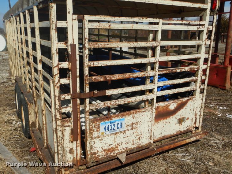 image for item DF3005 1978 Melodyline livestock trailer