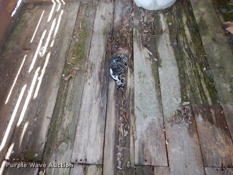 image for item DF3005 1978 Melodyline livestock trailer