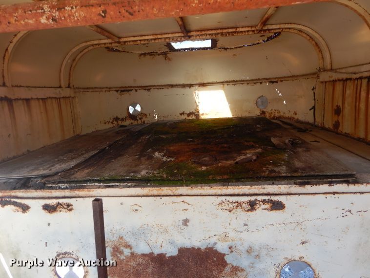 image for item DF3005 1978 Melodyline livestock trailer