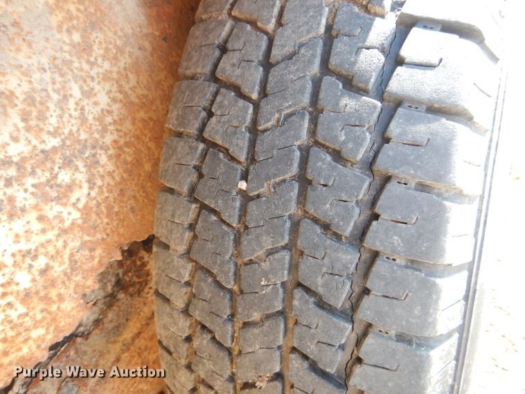 image for item DF3005 1978 Melodyline livestock trailer