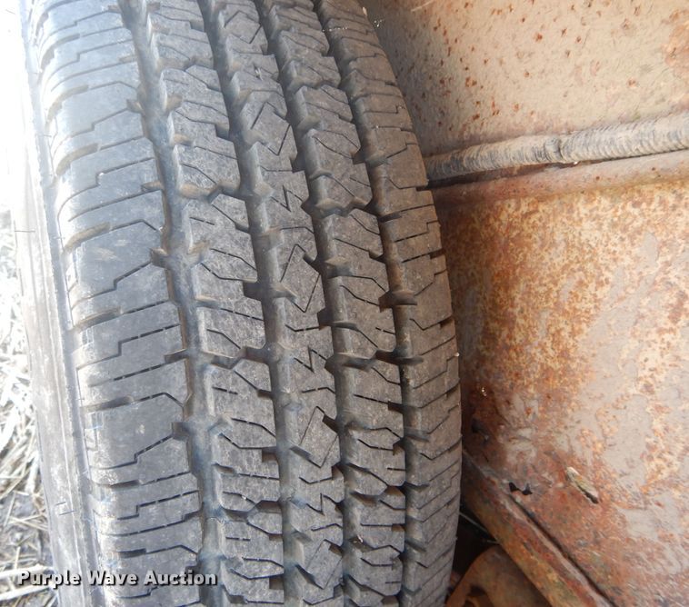 image for item DF3005 1978 Melodyline livestock trailer