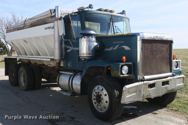 image for item DF5093 1980 GMC General applicator truck