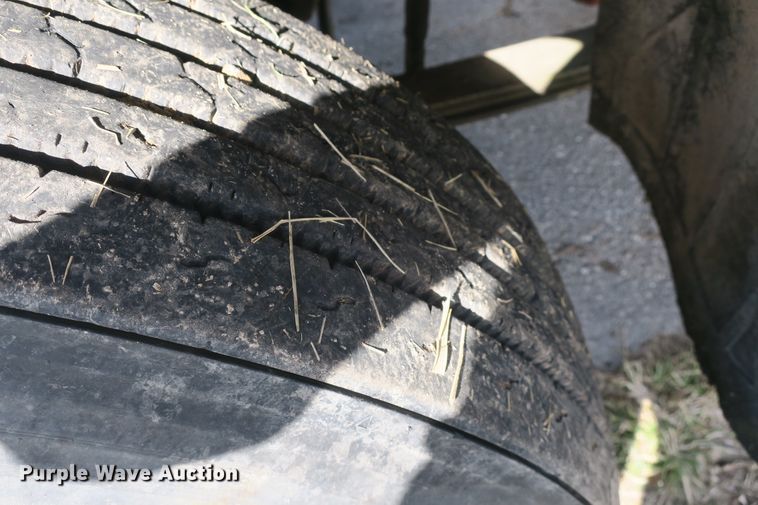 image for item DF5093 1980 GMC General applicator truck