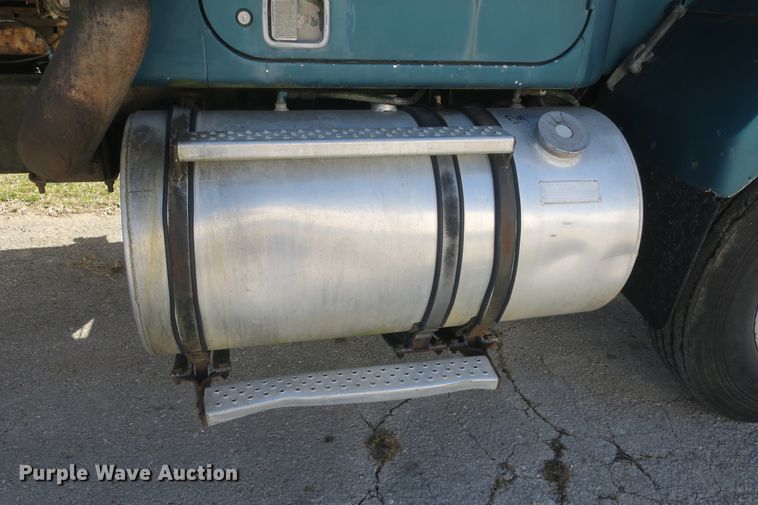 image for item DF5093 1980 GMC General applicator truck