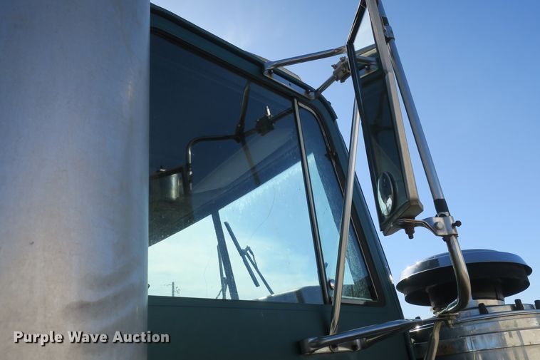 image for item DF5093 1980 GMC General applicator truck