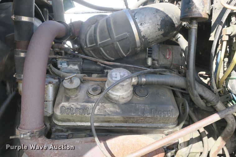 image for item DF5093 1980 GMC General applicator truck