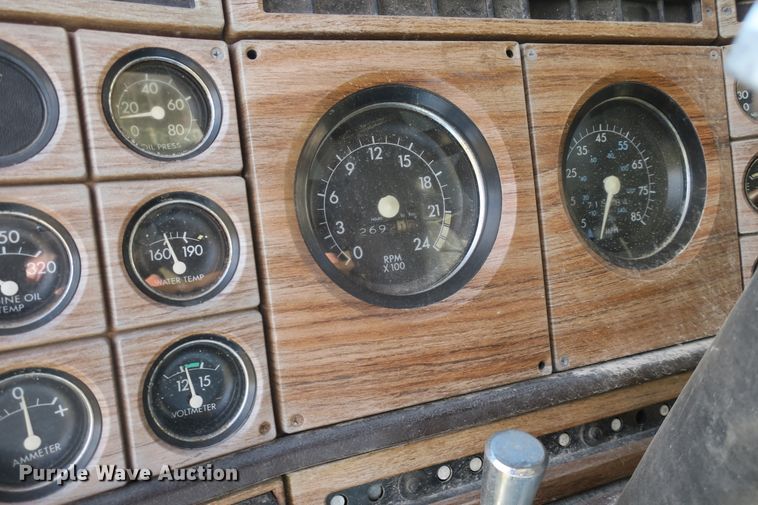 image for item DF5093 1980 GMC General applicator truck