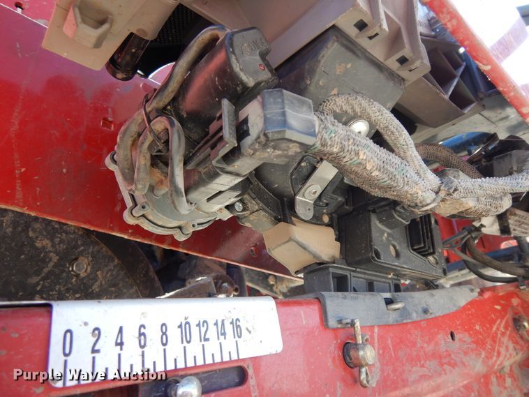 image for item DF6662 2014 Case IH 1245 split row planter