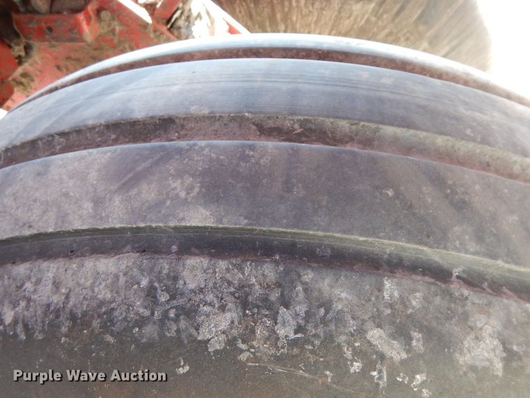 image for item DF6662 2014 Case IH 1245 split row planter