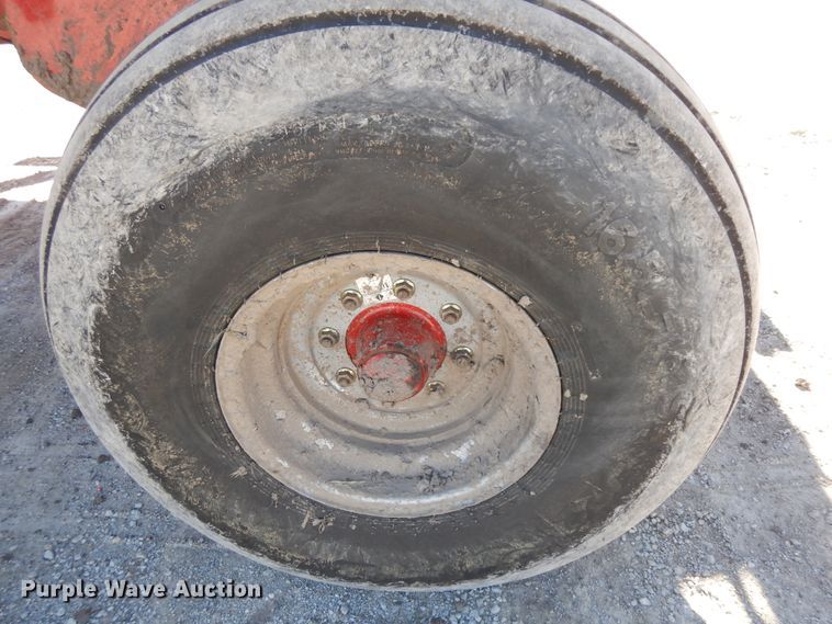 image for item DF6662 2014 Case IH 1245 split row planter