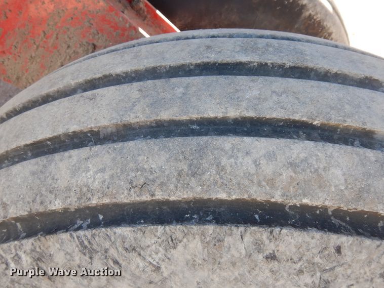 image for item DF6662 2014 Case IH 1245 split row planter