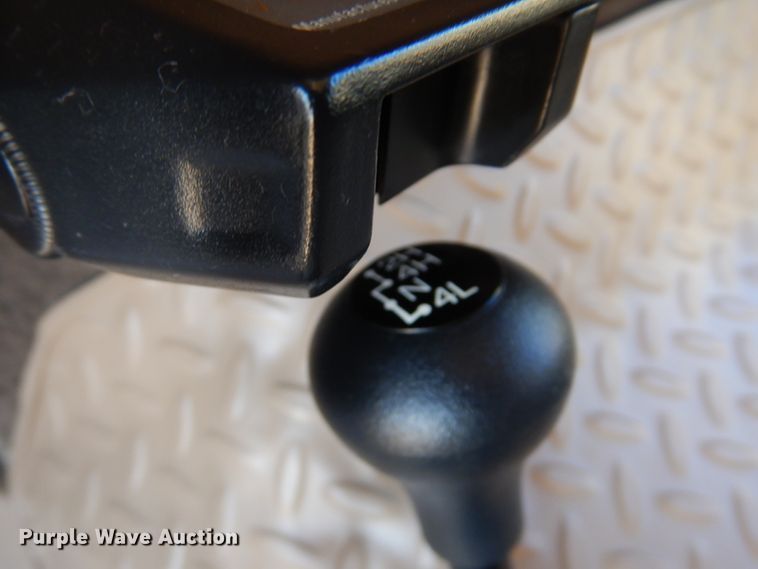 image for item DF7376 1999 Ford F450 Super Duty XLT Crew Cab flatbed truck