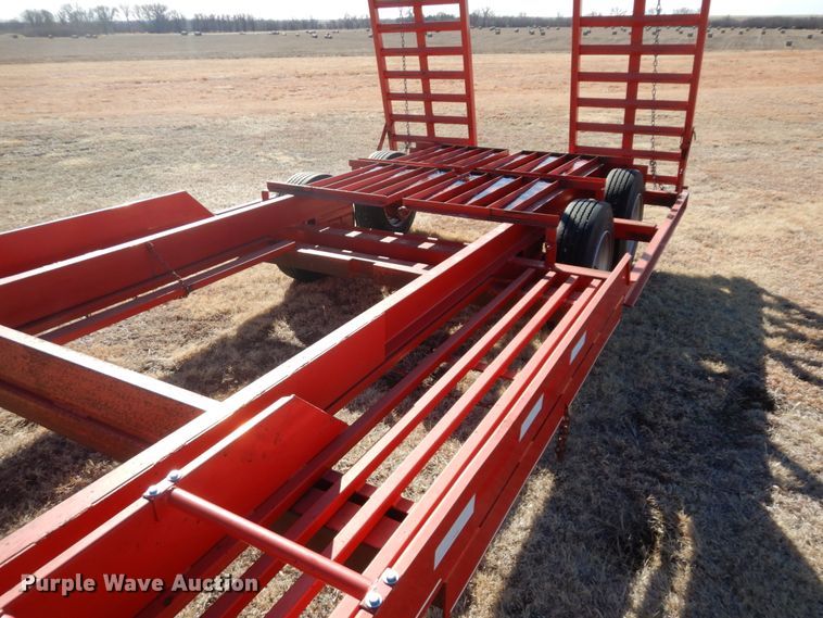 image for item DF7378 2012 Donahue EXG-180 windrower trailer