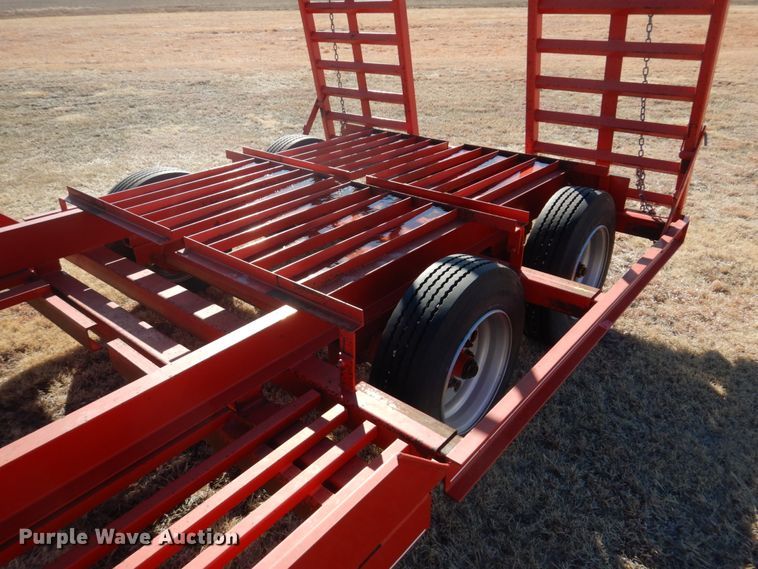 image for item DF7378 2012 Donahue EXG-180 windrower trailer