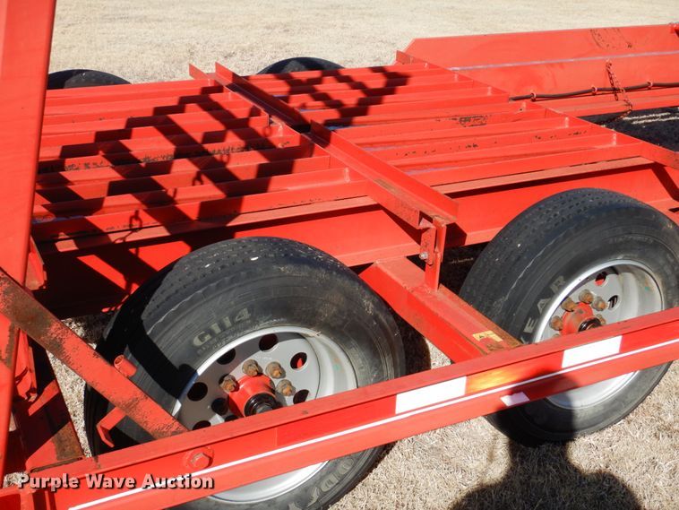 image for item DF7378 2012 Donahue EXG-180 windrower trailer