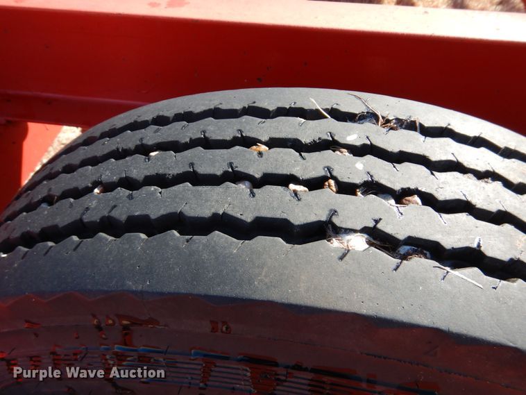 image for item DF7378 2012 Donahue EXG-180 windrower trailer