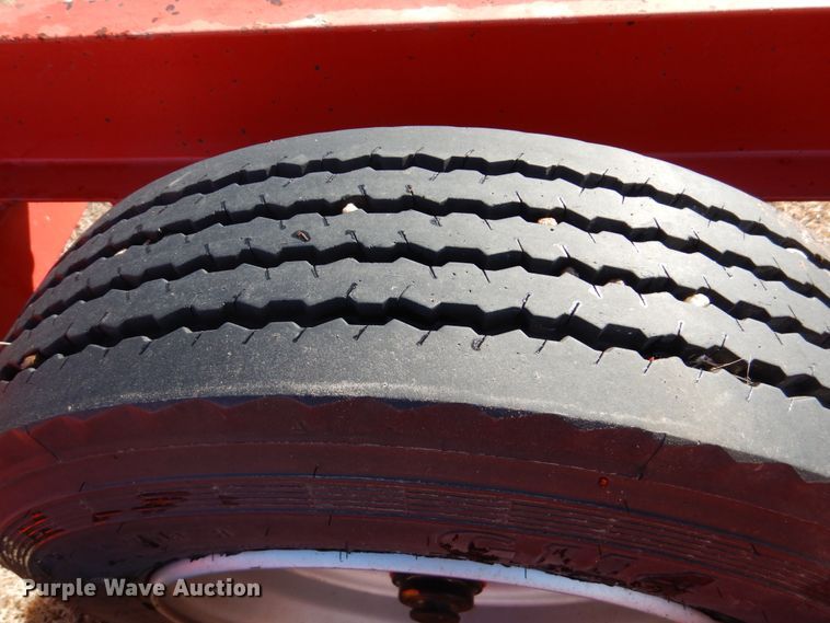 image for item DF7378 2012 Donahue EXG-180 windrower trailer