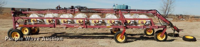 image for item DF7380 New Holland HT154 hay rake