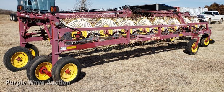 image for item DF7380 New Holland HT154 hay rake