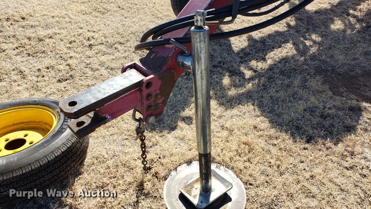 image for item DF7380 New Holland HT154 hay rake