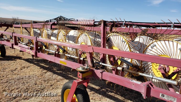 image for item DF7380 New Holland HT154 hay rake