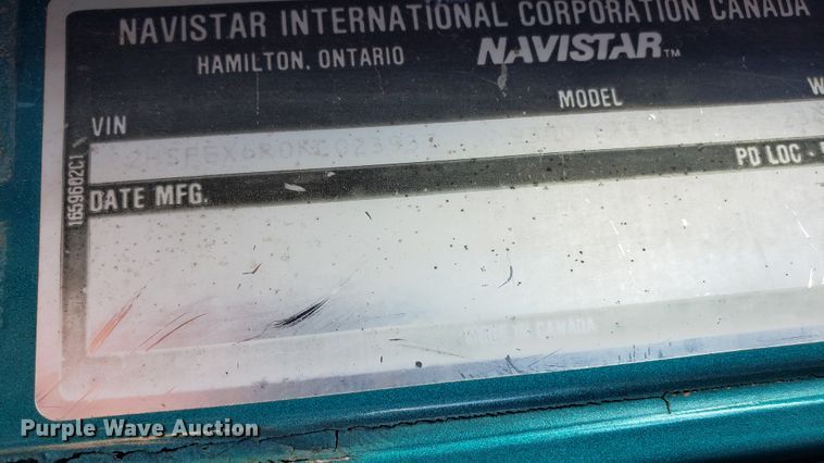 image for item DF7381 1989 International 9300 Eagle semi truck