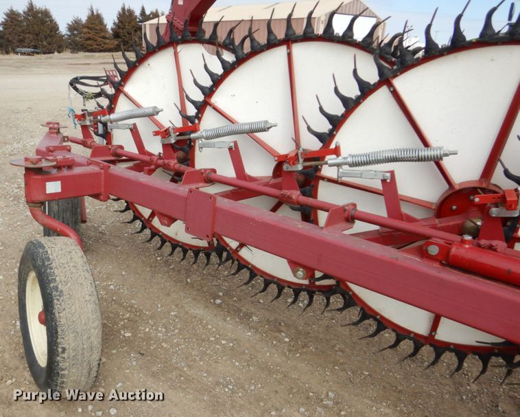 image for item DF7386 Rowse Ultimate V hay rake