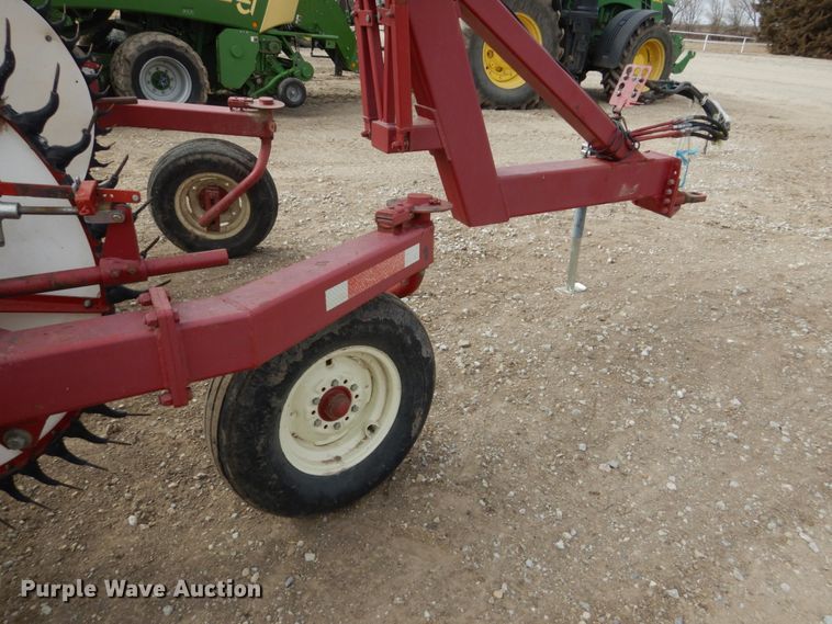 image for item DF7386 Rowse Ultimate V hay rake