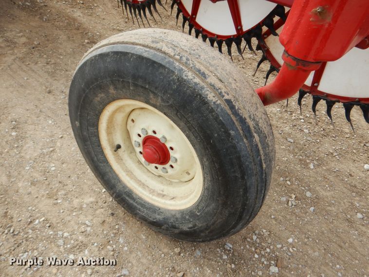 image for item DF7386 Rowse Ultimate V hay rake