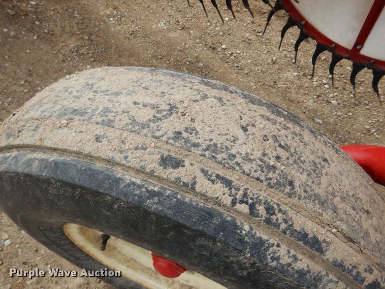 image for item DF7386 Rowse Ultimate V hay rake