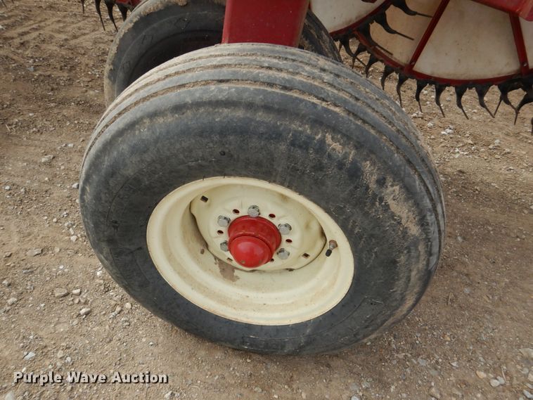 image for item DF7386 Rowse Ultimate V hay rake