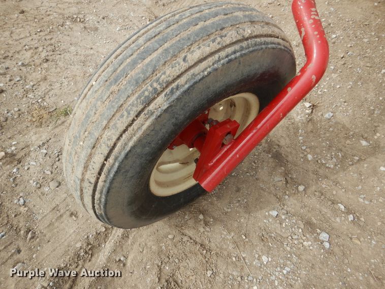 image for item DF7386 Rowse Ultimate V hay rake