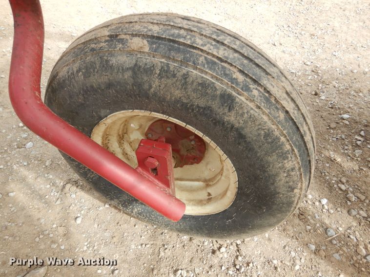 image for item DF7387 Rowse Ultimate V hay rake