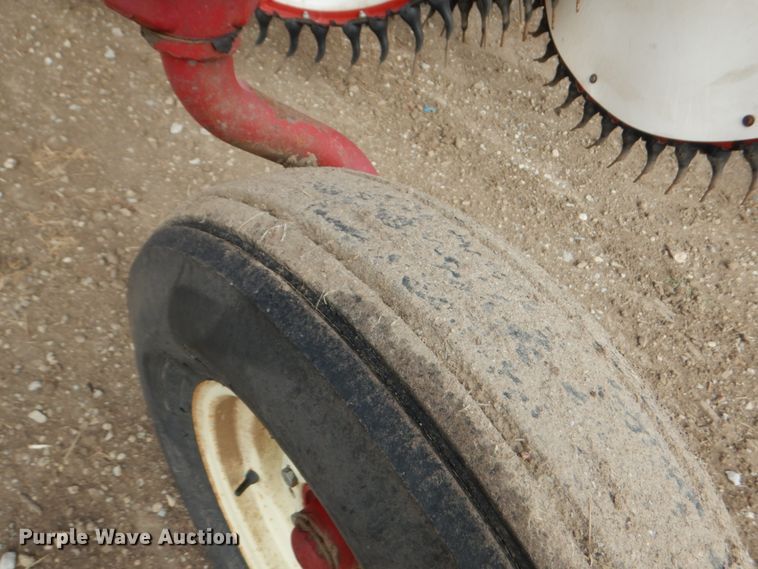 image for item DF7388 Rowse Ultimate V hay rake