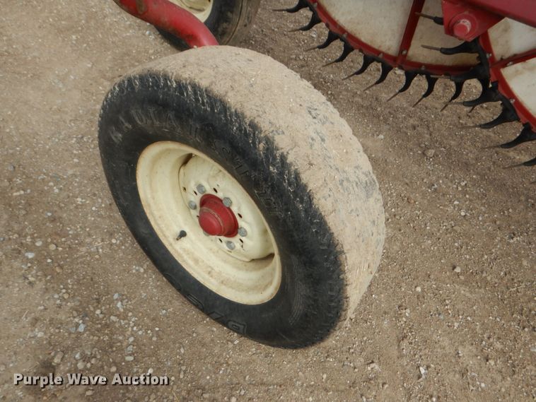 image for item DF7388 Rowse Ultimate V hay rake