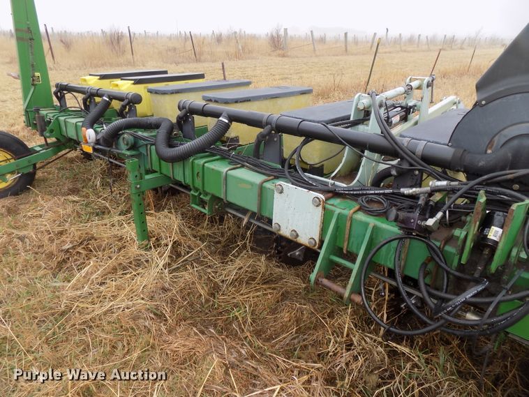 image for item DG2557 John Deere 7300 planter