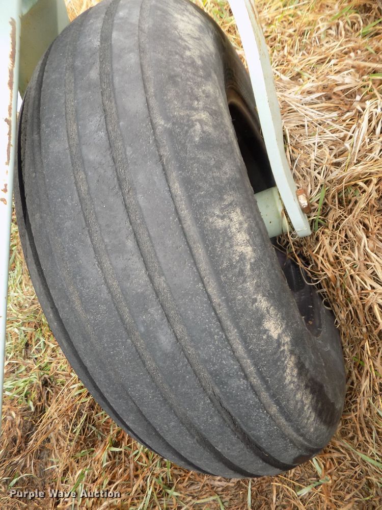 image for item DG2557 John Deere 7300 planter