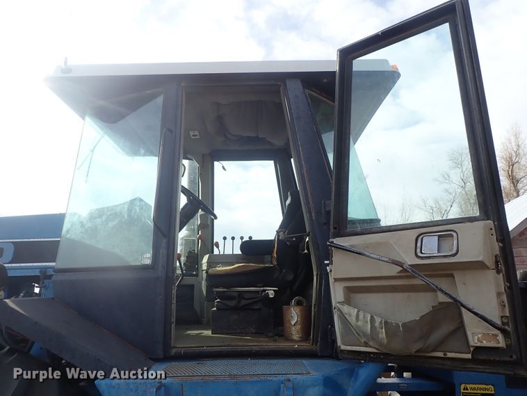 image for item DG3000 1991 Ford 846 Versatile 4WD tractor